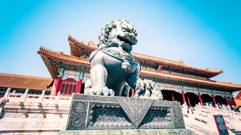 the-forbidden-city-beijing-825866258-4
