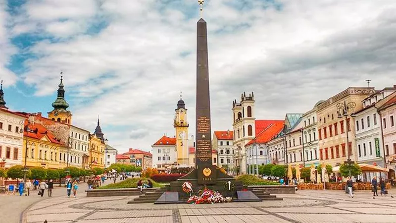 visit-banska-bystrica-slovakia-2 (1)