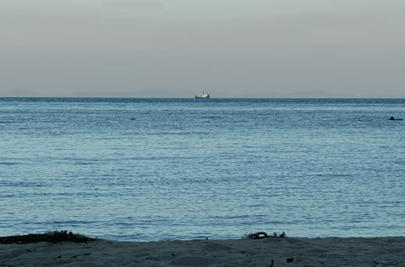 3D2N PULAU TENGGOL (DIVING) - TENGGOL ISLAND BEACH RESORT